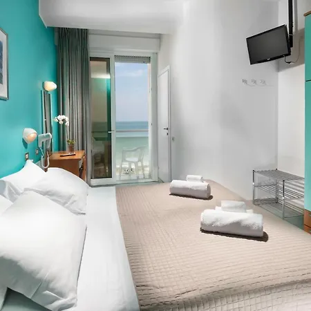 ホテル International Direttamente Sulla Sabbia