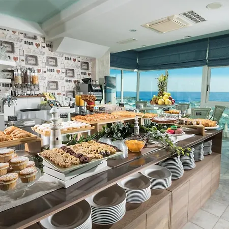 International Direttamente Sulla Sabbia 3* ミザーノ・アドリアーティコ