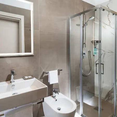 ホテル International Direttamente Sulla Sabbia