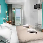 Hotel International Direttamente Sulla Sabbia