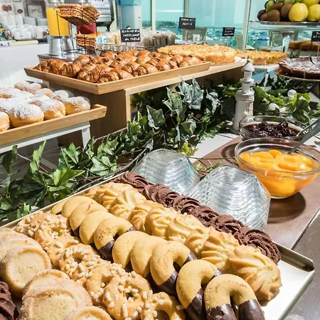 International Direttamente Sulla Sabbia Hotel 3*