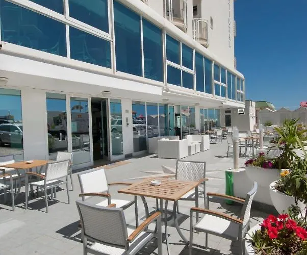 Hotel International Direttamente Sulla Sabbia