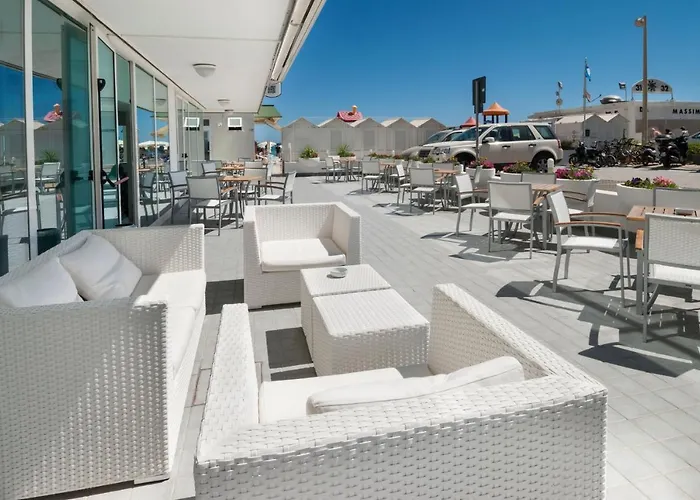 فندق International Direttamente Sulla Sabbia